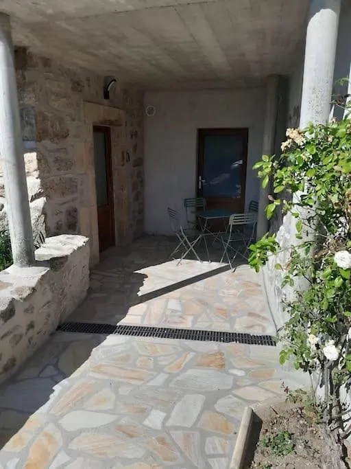 Gilhoc-sur-Ormeze Charmant Appartement Au Calme
